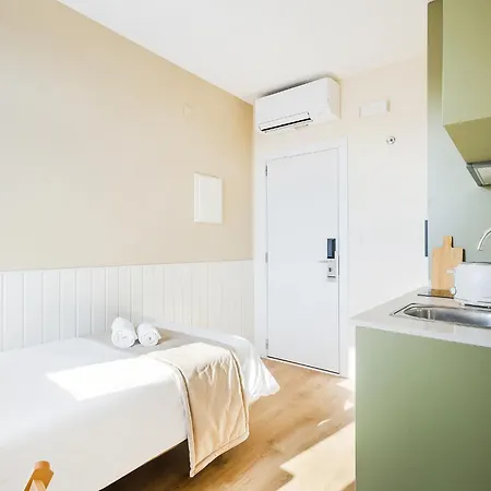 Metropolitan Living - Campolide Apartment *