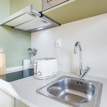 Апартаменты Metropolitan Living - Campolide