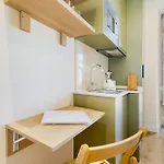Metropolitan Living - Campolide Apartment